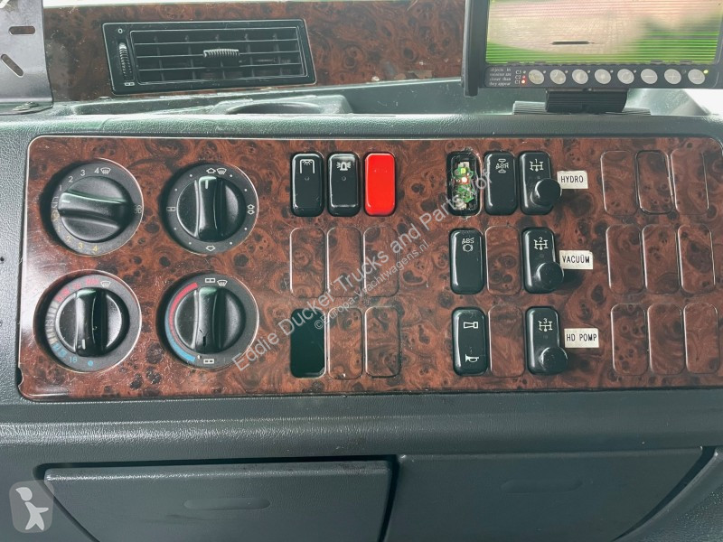 Camião Mercedes ACTROS 4140 8X4 EURO 3 / VACUUM