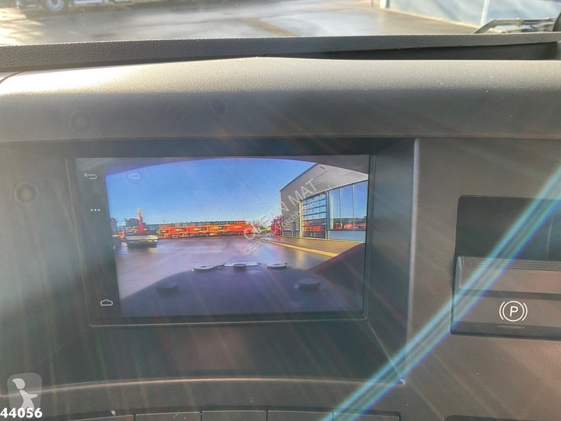 Kamion Volvo 500 8x4 Euro 6 MPG 150 Tonmeter...