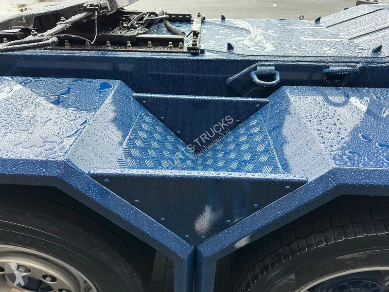 Camion Volvo 16650 8X2 + EFFER 1855/8S + JIB 6S...