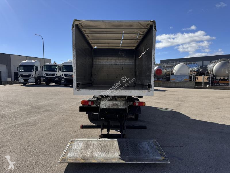 Camion Nissan NT 400 CABSTAR ZAARBU