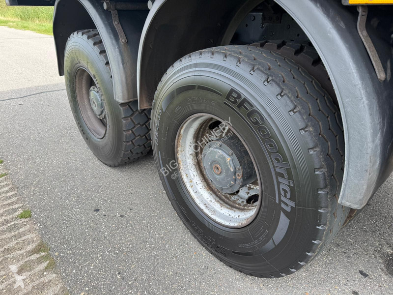 Vrachtwagen Mercedes ACTROS 4151 V8 8x8 tipper