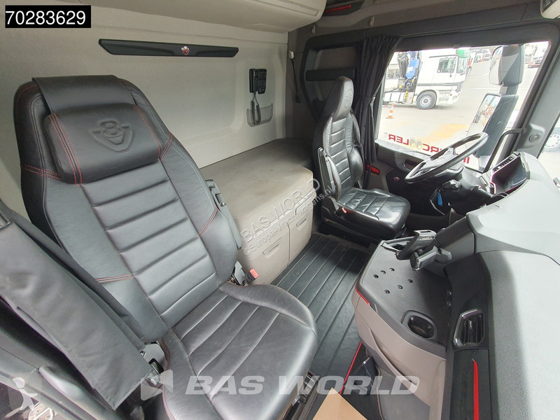 Camion Scania S650 S 6X4 Tajfun IV100K Kran...