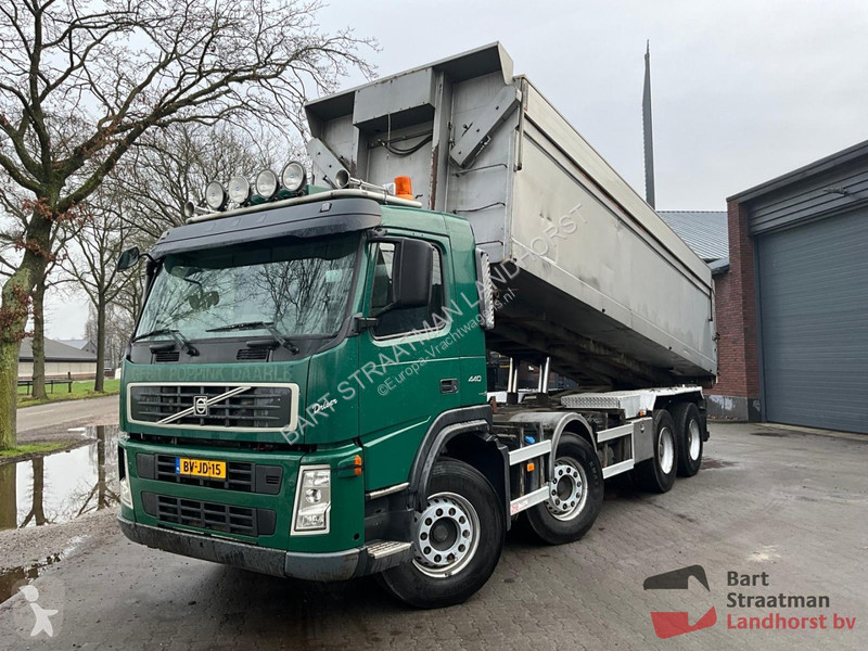 Kamion Volvo 440 8x4 Euro 5 met NCH 30Ton...