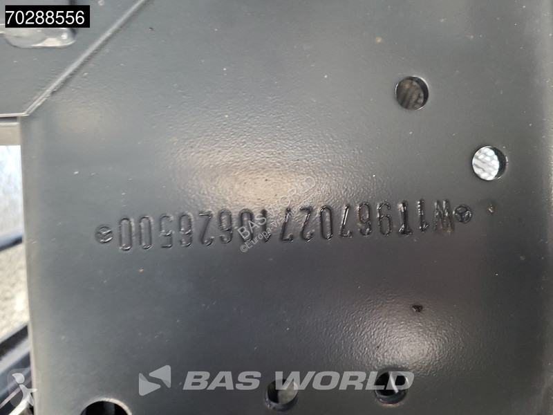 Kamion Mercedes 1527 4X2 15tonner Automatic...