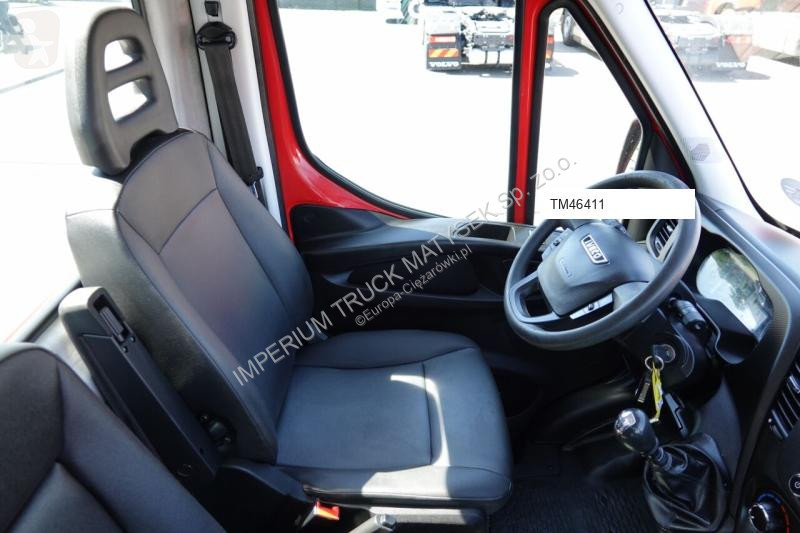 Autoutilitară Iveco DAILY 35C12D / 2,3 D /...