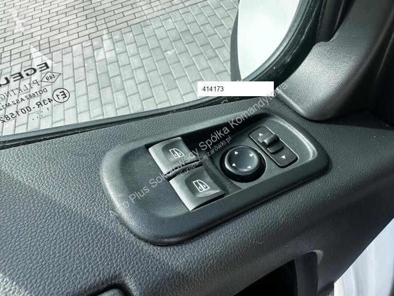 Veicolo commerciale Renault MASTER PLANDEKA 8...