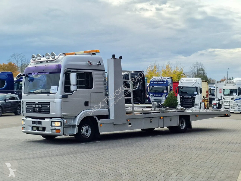 شاحنة MAN 12.240 4x2 Cartransporter - 12T - AS...