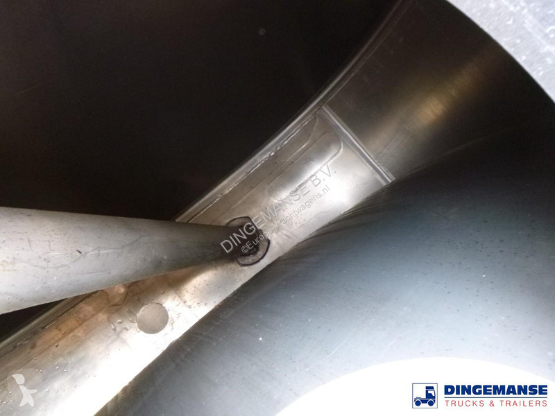 شاحنة Renault 270 dxi 4x2 fuel tank 13.7 m3 / 4...