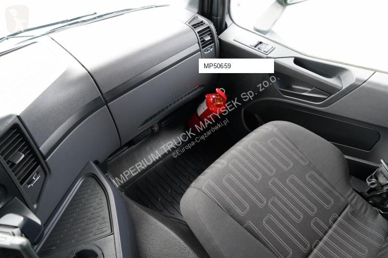 شاحنة Mercedes X-HIPRO 302
