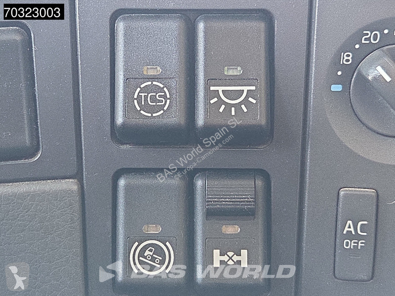 شاحنة Volvo 300 4X2 6,50m Entre Ejes Euro 6...