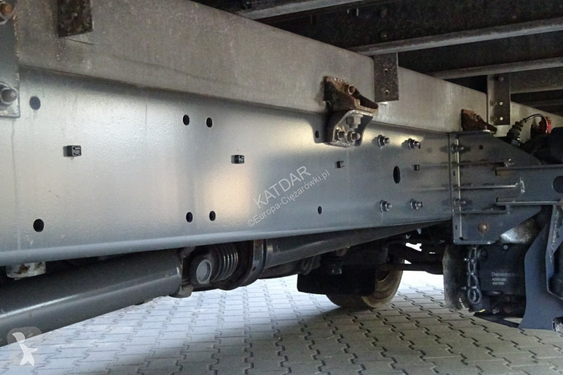 Camión DAF LF 210 euro 6 kontener...