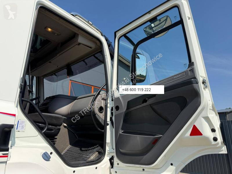 شاحنة DAF F485RA.2.24 XE