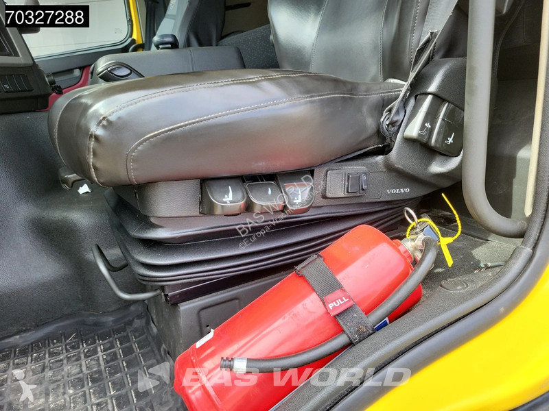 شاحنة Volvo 450  6X2 7,63m Box Retarder Full...
