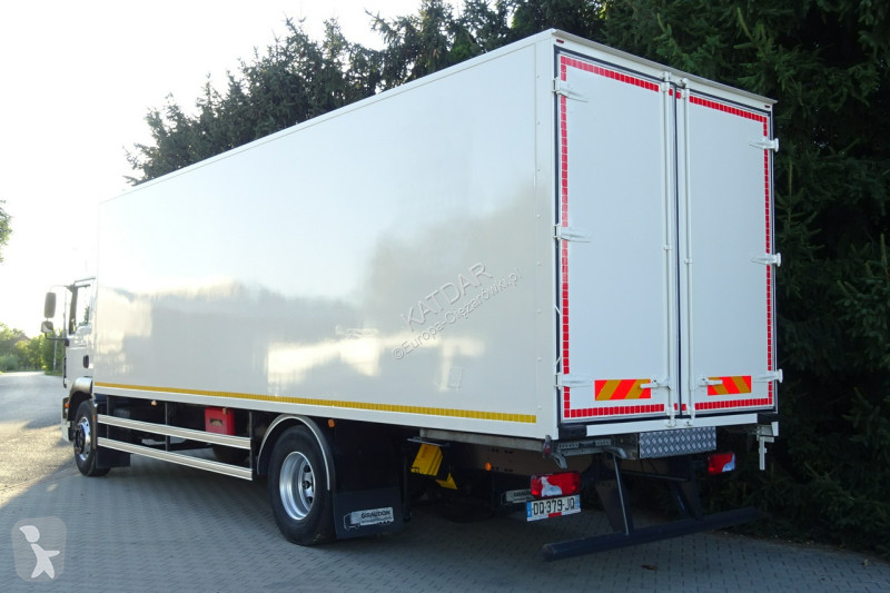 شاحنة MAN TGM 18.290 Euro 6 kontener firanka 20...