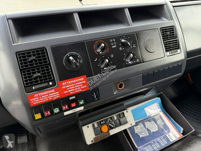 Camion MAN LE 14.220B 4x4 Zwyżka Bizzocchi KF...