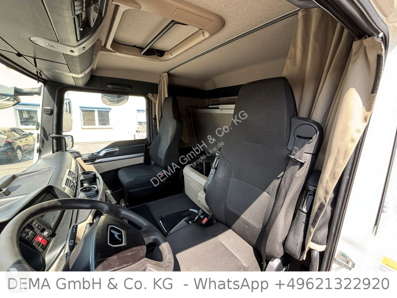 شاحنة MAN 12.250*L.Haus*Carrier*Portaltüren*LBW*