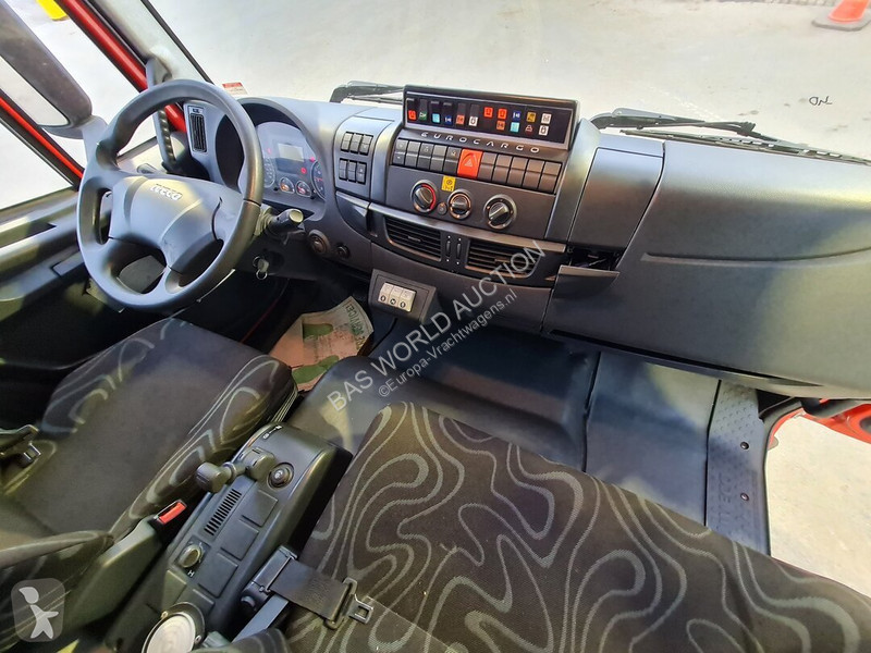 Lastbil Iveco 180E300