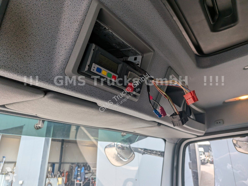 Vrachtwagen Mercedes 1324 / TK -25 Lemberet /...