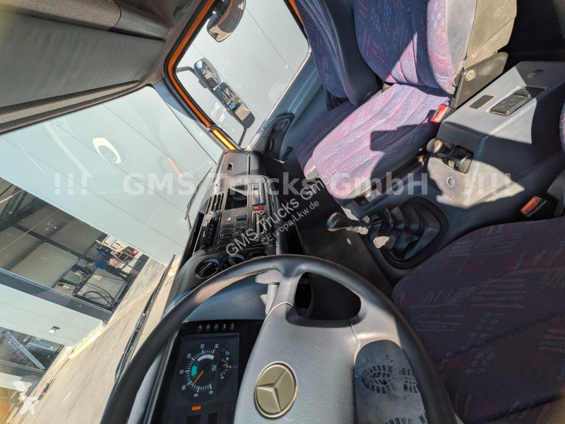 Vrachtwagen Mercedes 1218 / Kipper+Kran / load...