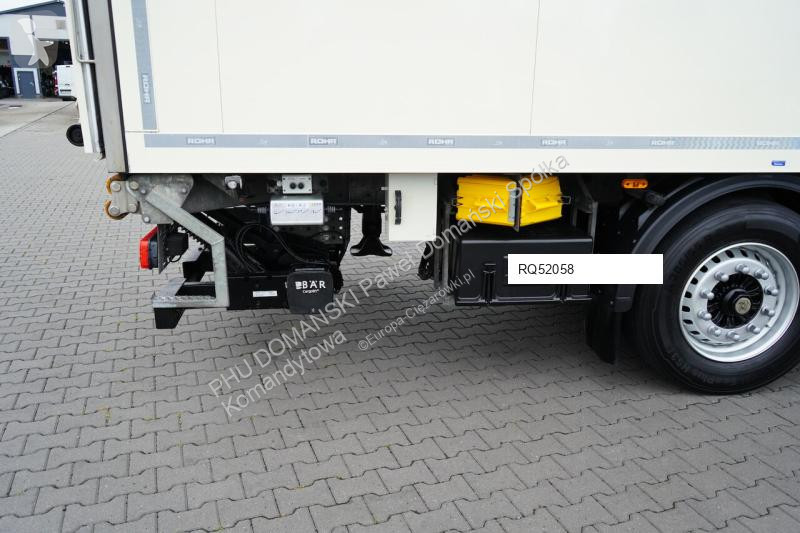 Vrachtwagen Mercedes / TANDEM