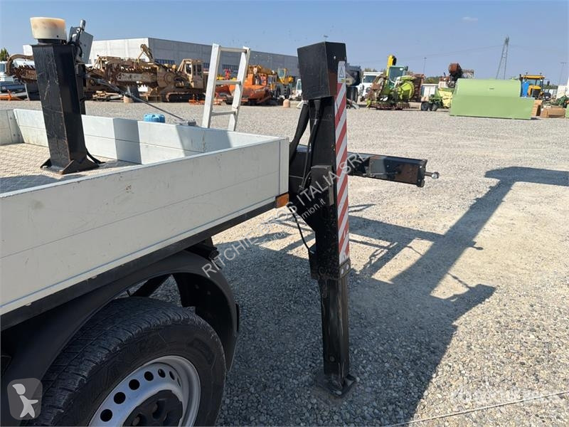 Camion Iveco 19-8,5 HQ 19 m on Iveco 35-140...