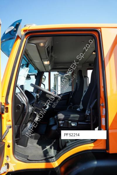 Camión Iveco EUROCARGO / LAWETA HYDRAULICZNA /...