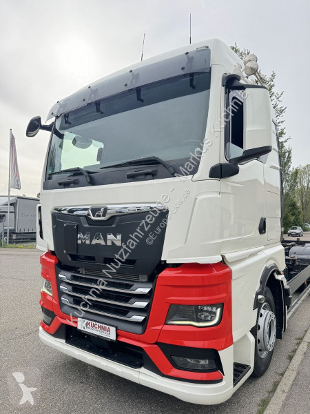 Kamion MAN 26.510 6x2 LL XLX BDF 7,45-7,80 LED TOP