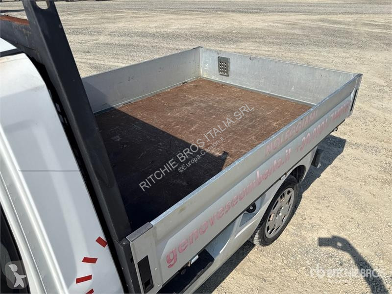 Camión Fiat Work Up Flatbed Truck