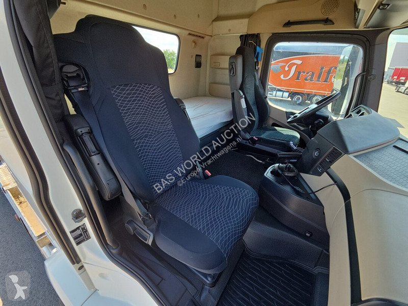 شاحنة Mercedes 2545