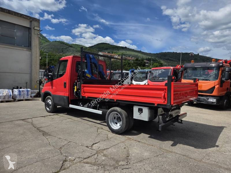 Véhicule utilitaire Iveco 35C12