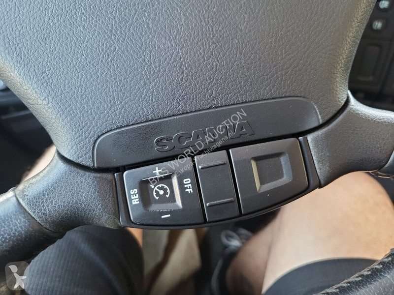 Camião Scania 320