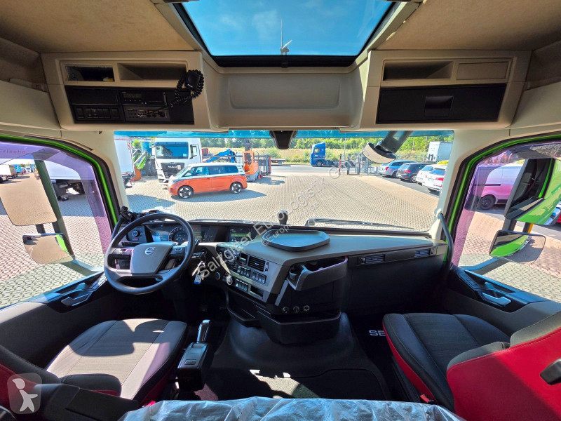 Volvo 500 | Lift-Lenkachse | Rückfahrkamera truck