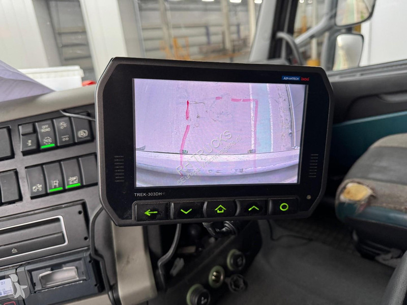 Kamion Volvo 330 6X2 EURO 6 + FRIGOBLOCK +...