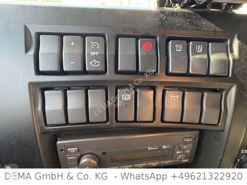 Kamion Renault 320.19 D-Wide...