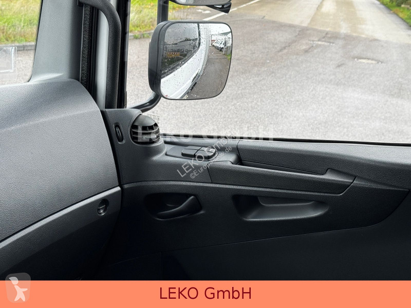 Kamion Mercedes 1218 Mit Carrier Sp 850Mt