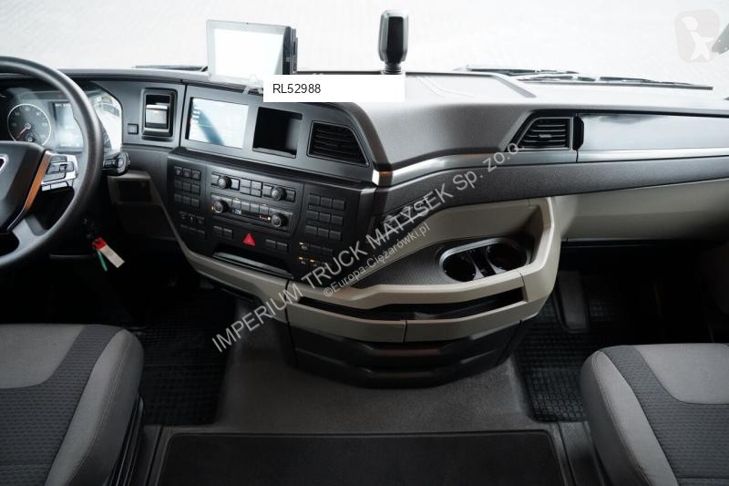 Kamion MAN TGX 26.470 / BDF / 6X2 / ZABUDOWA...