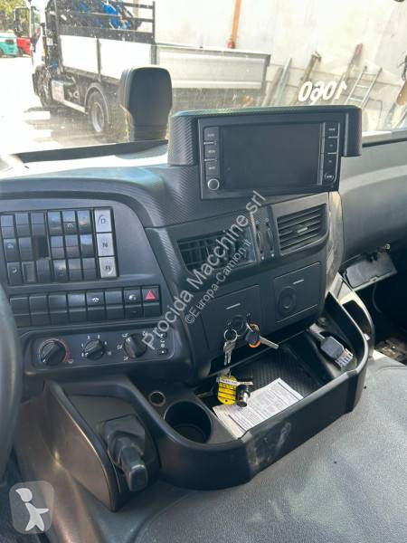 Lastbil Iveco AD 190 S 42