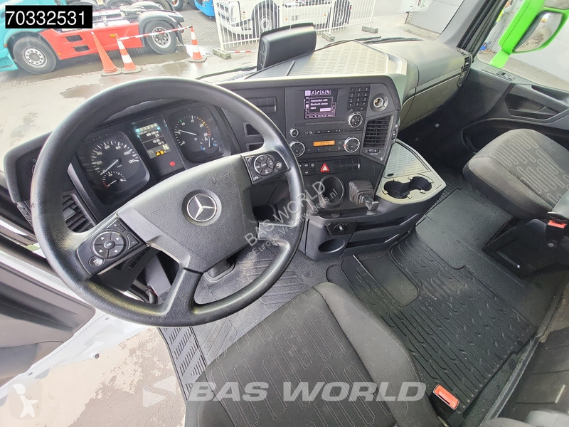 Kamion Mercedes 3358 6X4 TAJFUN LIV 190Z Crane...