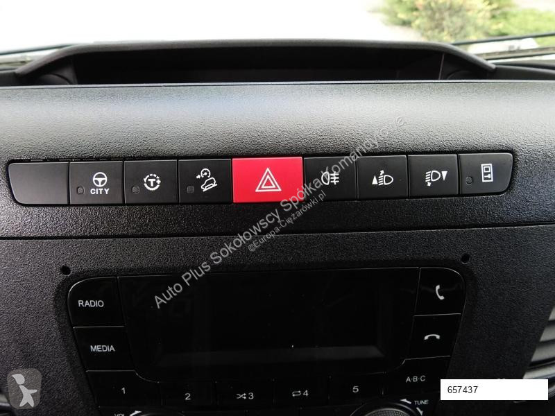 Lastbil Iveco DAILY 35C14 KONTENER 8 PALET...