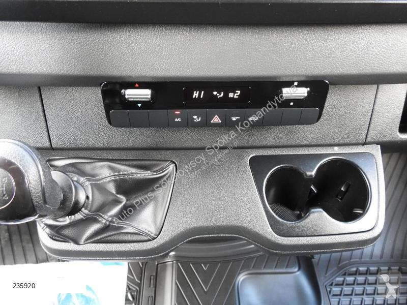 Kamion Mercedes SPRINTER KONTENER WINDA 8 PALET...