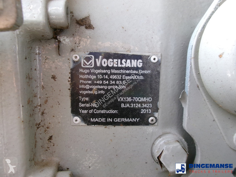 Kamion Mercedes 2535 6x2 vacuum tank Saugbagger