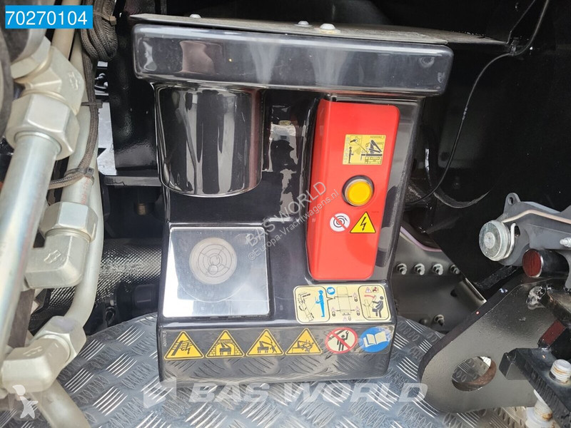 Camion Volvo FH  8X2 Effer 1000 9S + 6S Kran +...