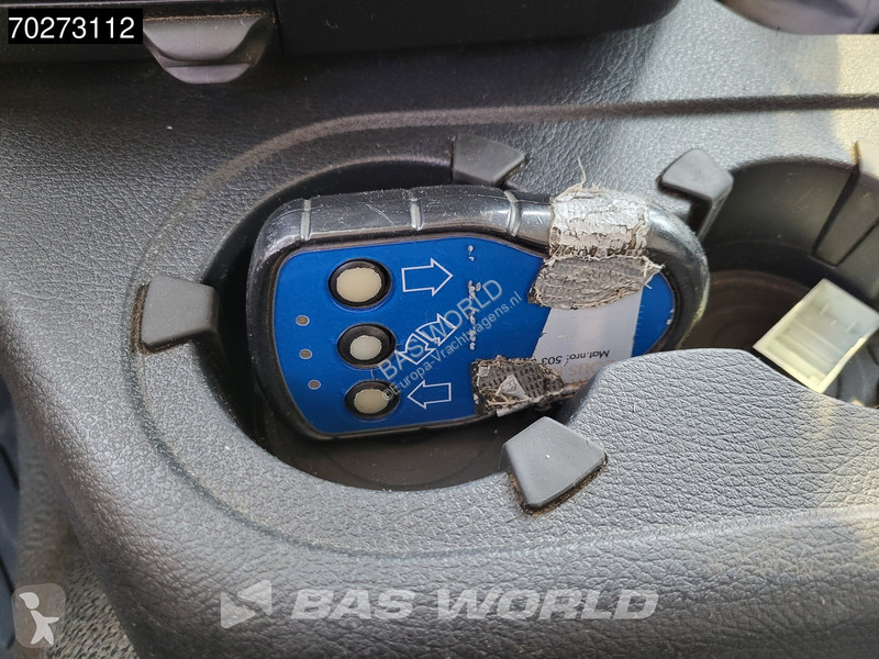 Kamion Mercedes 1827 4X2 2.000kg Ladebordwand...