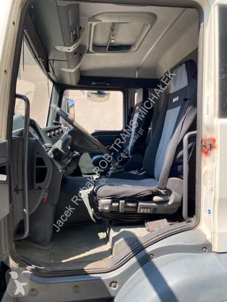 Camião MAN 26 340