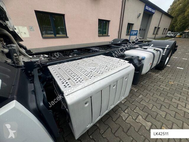 Camion Mercedes 18-46