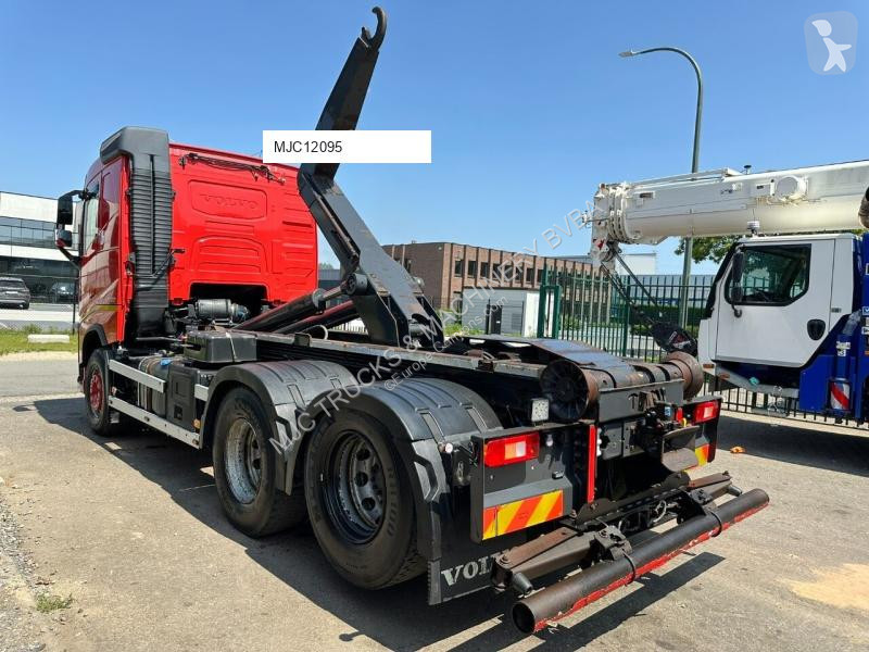 Kamion Volvo 6x4 HOOKLIFT 20T - RETARDER - LIFT...