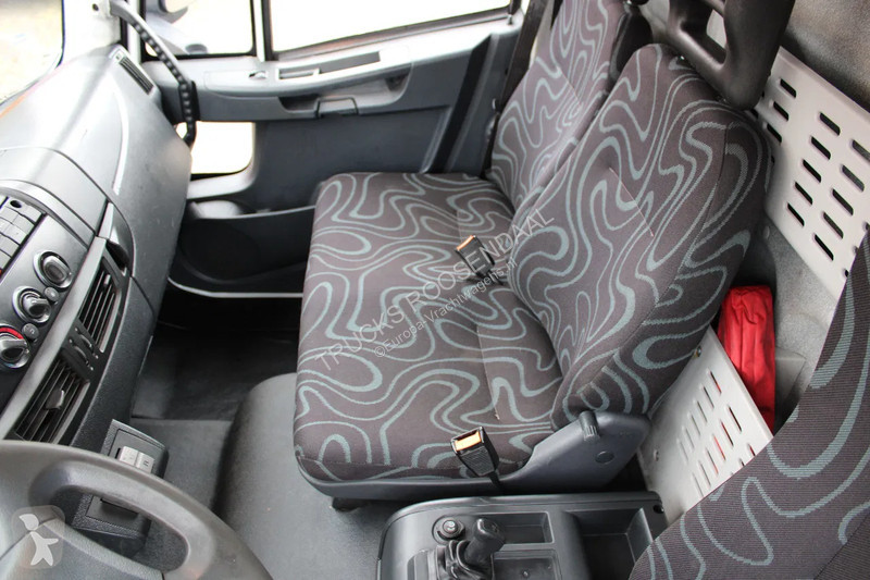 Kamion Iveco 160e25 + lift + euro 6