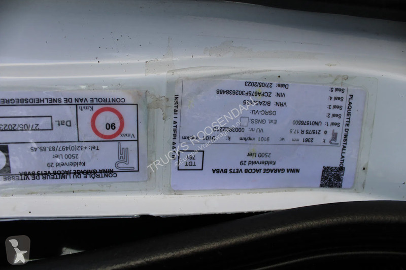 Kamion Iveco 75E21 + euro 6 + manual + 7.5t