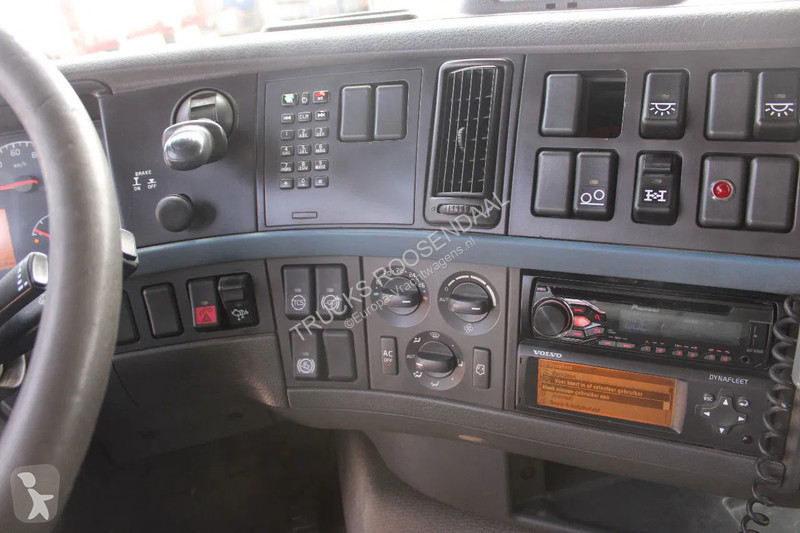 Camión Volvo 12440 +6X4+ HIAB 166E3 PRO + EURO...
