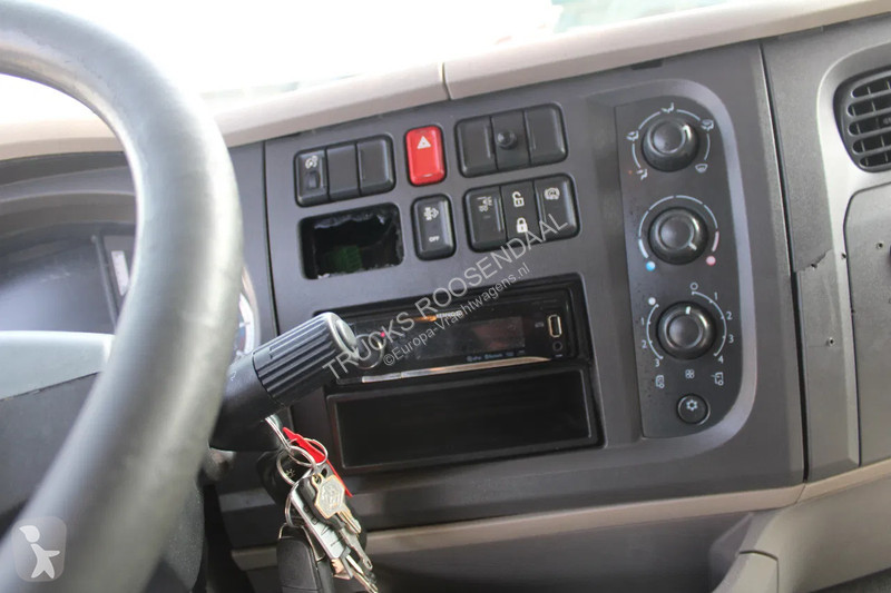Camion DAF 210 + euro 6 + lift